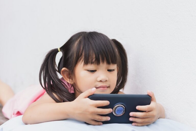 Educational Benefits of Online Mobile Games
